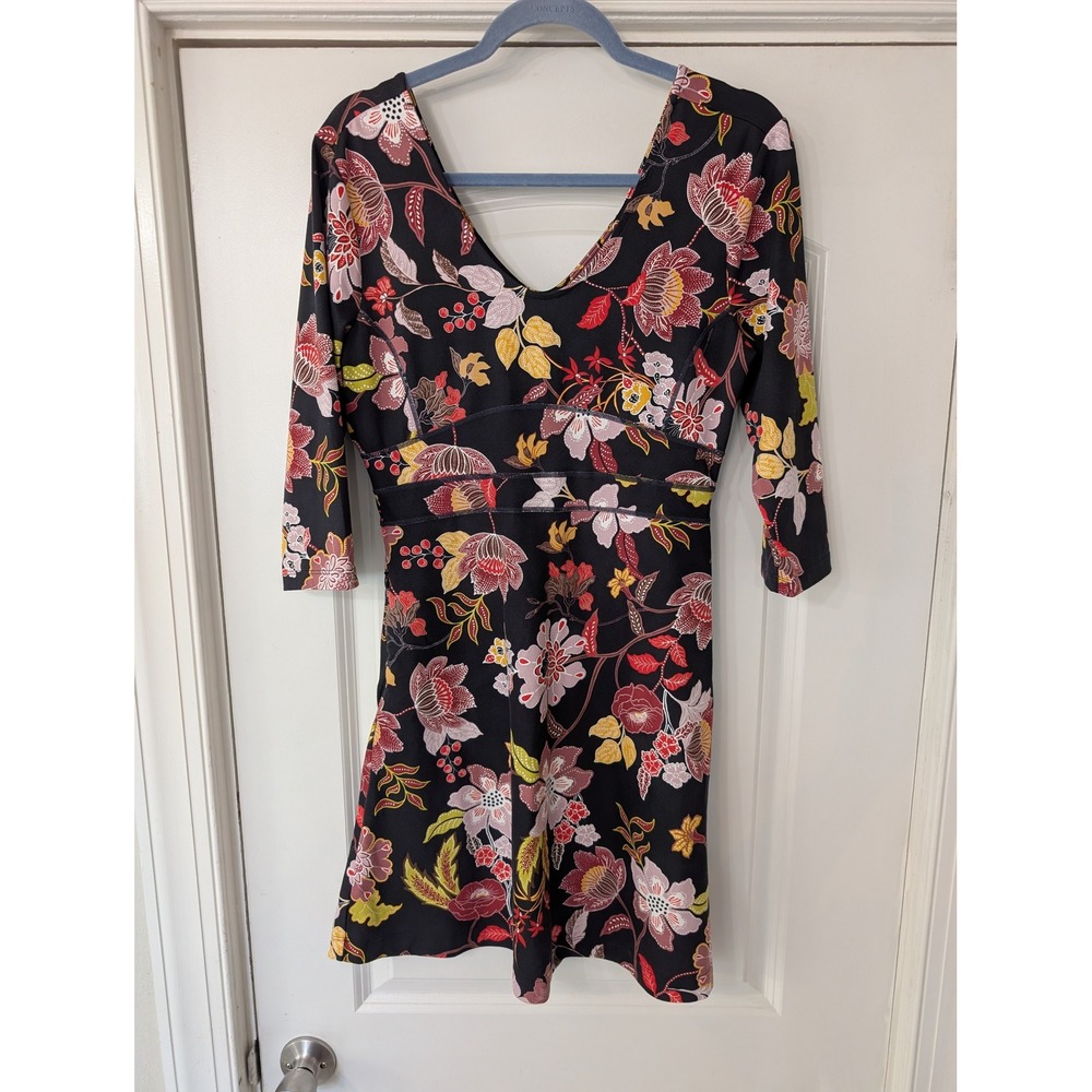 Title Nine Womens Floral Active Dress Black V-Neck Small fit and flare tennis